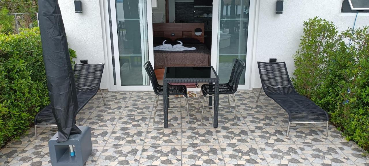 Beachfront Pool Villa And Apartment Κο Τσανγκ Εξωτερικό φωτογραφία